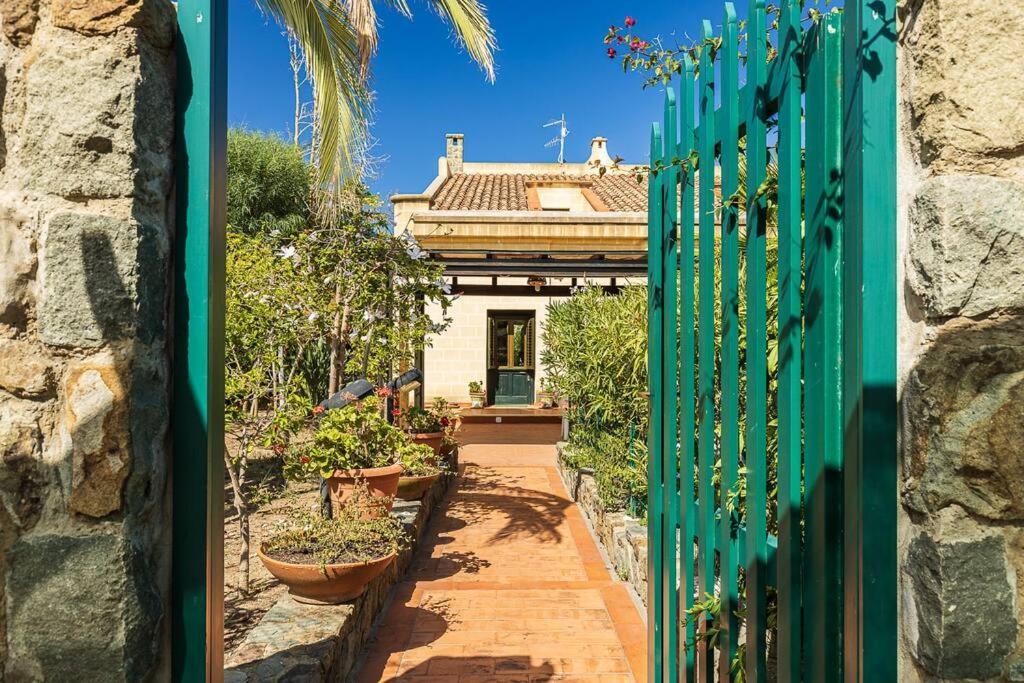 Casa Al Mare Dei 7 Emiri Villa Cefalu Luaran gambar